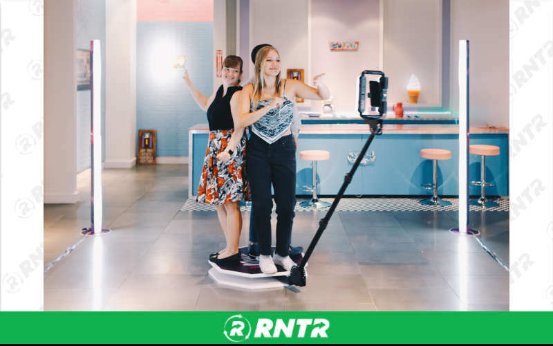 Generic 360 Video Booth – For rent in chicago, illinois – Fiesta Party Rental | RNTR.com – Image 1