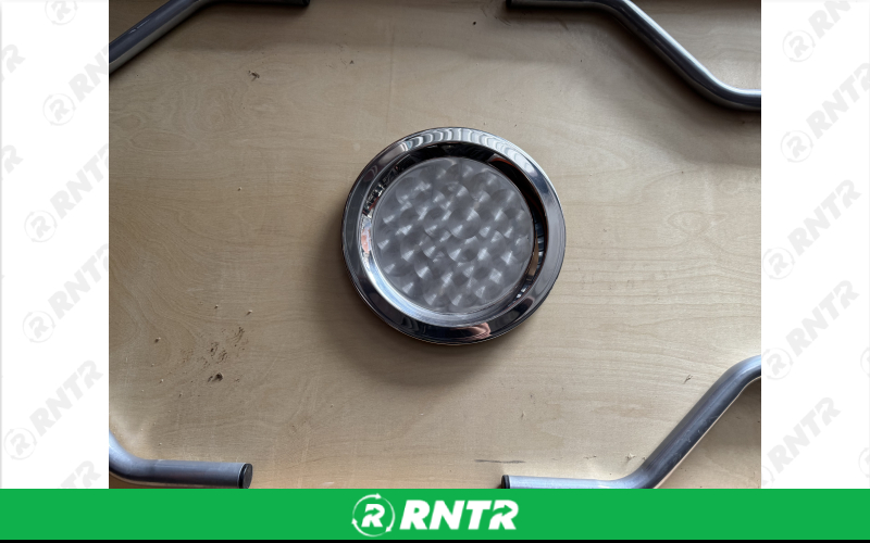 Generic 10 SS NON-DECORATED TRAY – For rent in pelican-rapids, minnesota – LAKELAND GENERAL STORE | RNTR.com – Image 1