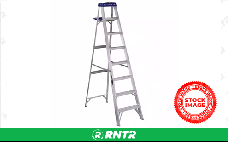 YELLOWSTONE LADDERS 6' STEP LADDER – For rent in arcadia, wisconsin – Howards Hardware Hank & Rental | RNTR.com – Image 1