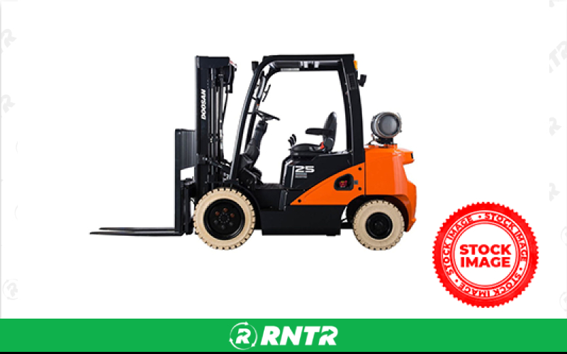 CLARK FORKLIFT DOOSAN 5000 LBS – For rent in burnet, texas – Minuteman Rentals | RNTR.com – Image 1