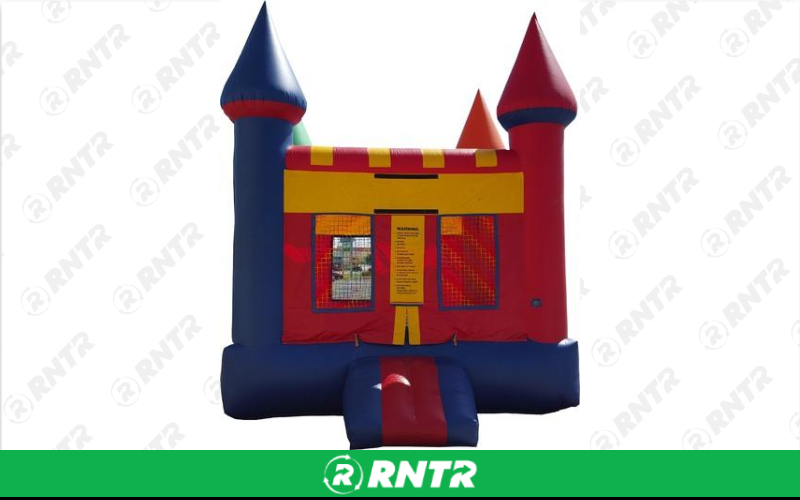 Generic King's Castle Moonwalk – For rent in sachse, texas – Fun Times Party Rental | RNTR.com – Image 1
