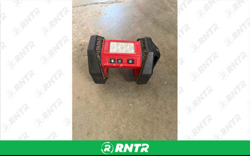 Milwaukee Milwaukee Light – For rent in saint-michael, minnesota – Tool Rental XR | RNTR.com – Image 1