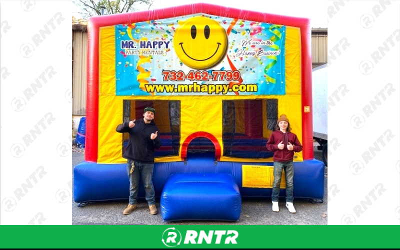 Generic Mr. Happy Bounce House – For rent in howell, new-jersey – Mr. Happy Party Rentals | RNTR.com – Image 1