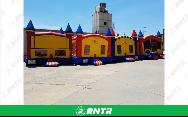 Generic Party Castle Bounce House – For rent in sachse, texas – Fun Times Party Rental | RNTR.com – Image 1