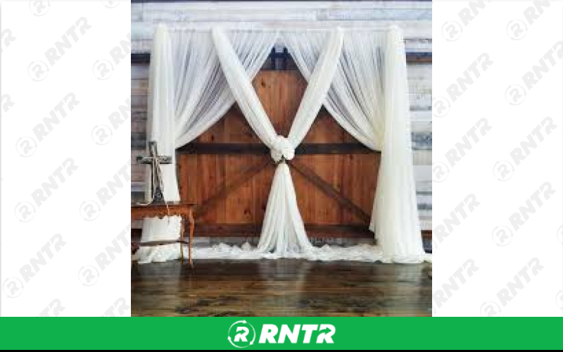 Generic Pipe and Drape – For rent in portage, wisconsin – Capital City Equipment | RNTR.com – Image 1