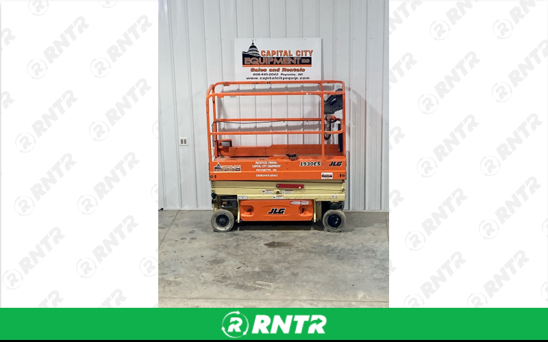 JLG Scissor Lift 19' JLG 1930ES – For rent in portage, wisconsin – Capital City Equipment | RNTR.com – Image 1