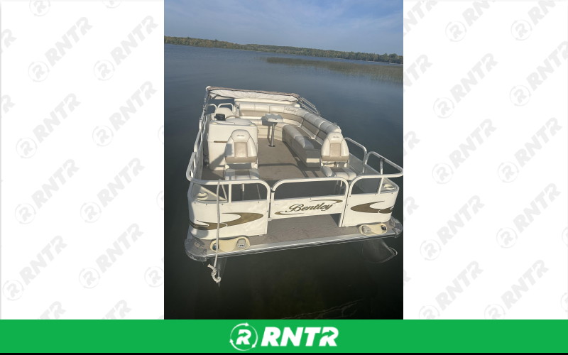 Bentley THE ERNIE - 18FT Bentley Pontoon with Canopy - 50 hp motor – For rent in carlos, minnesota – Hang Loose MN  | RNTR.com – Image 1