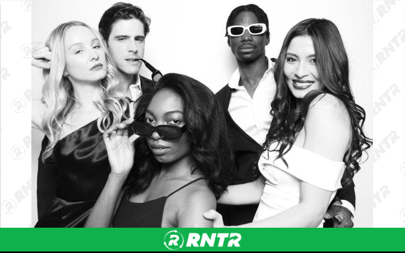 Beehive Ventures The Glam Experience – For rent in wylie, texas – BeeCaptured Photo Booth | RNTR.com – Image 1