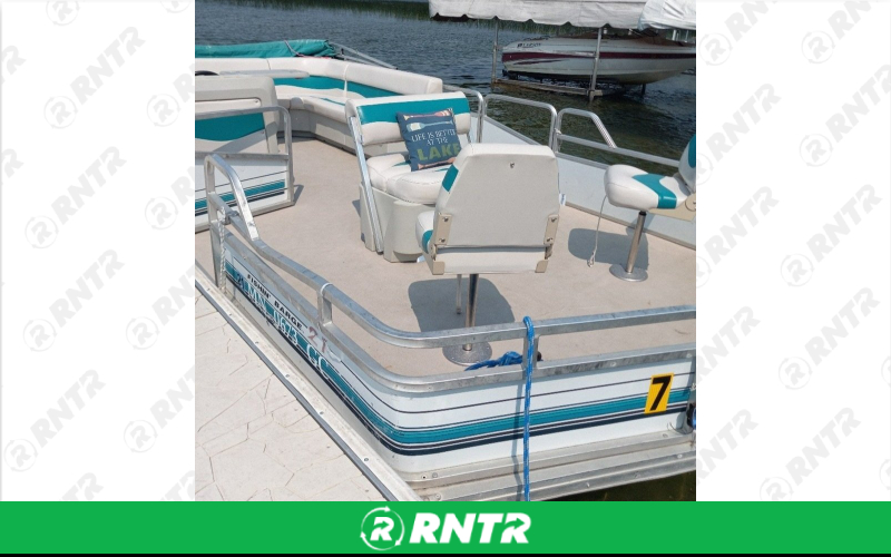 Sun Tracker THE MARGE - 21FT Sun Tracker Pontoon with Canopy - 25 hp motor – For rent in carlos, minnesota – Hang Loose MN  | RNTR.com – Image 1
