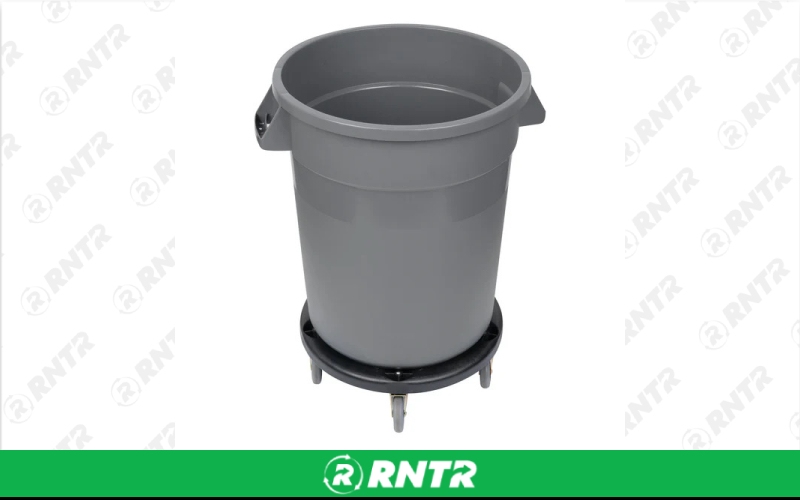 Brute 32 Gallon Brute Garbage Can on Wheels – For rent in florissant, missouri – Petes Action Rentals | RNTR.com – Image 1