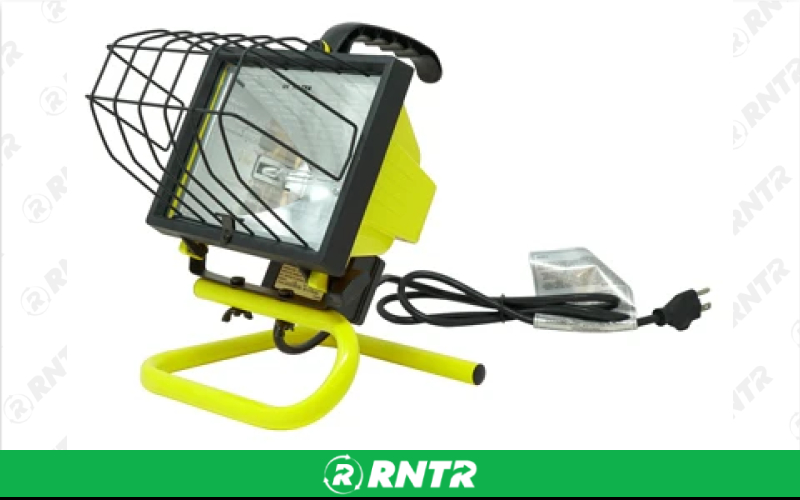 #4 Halogen 500W Light (#3 – For rent in kenosha, wisconsin – Lees Rent It LLC | RNTR.com – Image 1