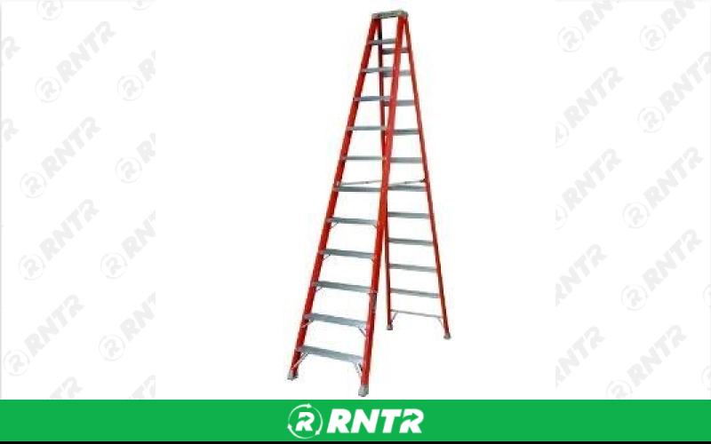 Generic Ladder -  Step 12' – For rent in Fort Madison, Iowa – Complete Rental | RNTR.com – Image 1