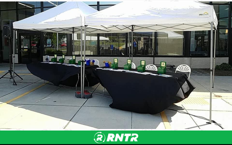 Generic 10x10 pop up tent – For rent in spokane, washington – Entertainment Warehouse | RNTR.com – Image 1