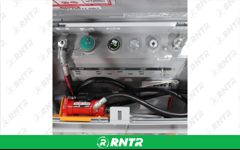 Generic 500-550 GAL. FUEL TANK - DOUBLE WALL 12V – For rent in Shelbyville, Tennessee – Christopher Equipment | RNTR.com – Image 3 of 3