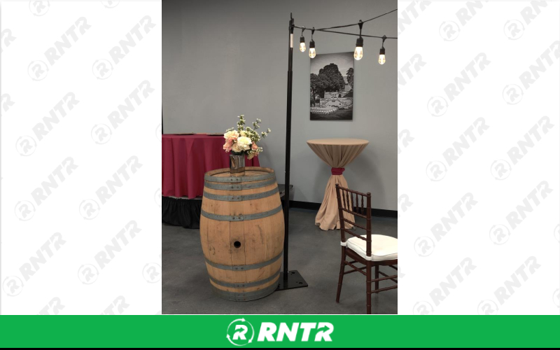 Generic CAFE LIGHT POST – For rent in Lafayette, Indiana – Midwest Rentals Inc  | RNTR.com – Image 1