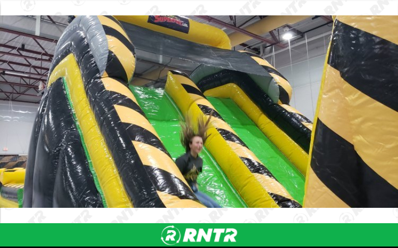 Generic Danger Zone Giant Dry Slide – For rent in ruckersville, virginia – SuperFun Attractions | RNTR.com – Image 1