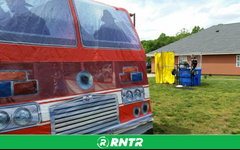 Generic Fire Engine Bounce House – For rent in ruckersville, virginia – SuperFun Attractions | RNTR.com – Image 1
