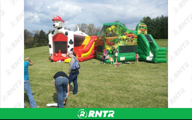 Generic Jurassic Safari Bounce House w/ Slide – For rent in ruckersville, virginia – SuperFun Attractions | RNTR.com – Image 1