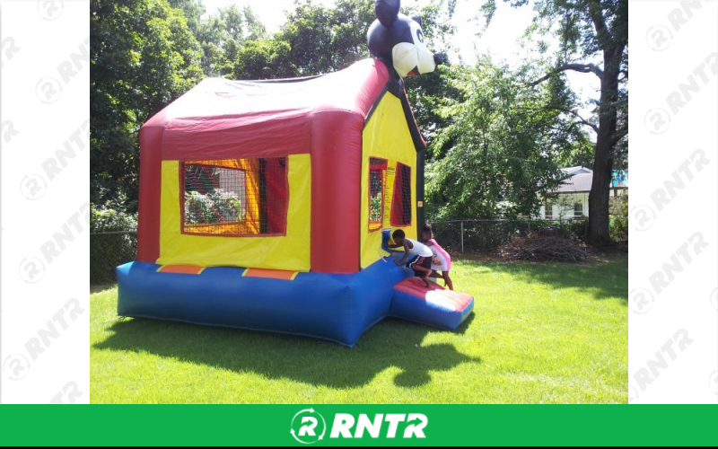 Generic Mickey Mouse Bounce House – For rent in ruckersville, virginia – SuperFun Attractions | RNTR.com – Image 1