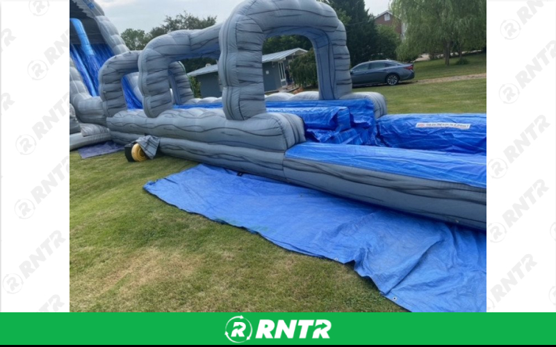 Generic Roaring River Drop into Granite Falls Water Slide – For rent in ruckersville, virginia – SuperFun Attractions | RNTR.com – Image 1
