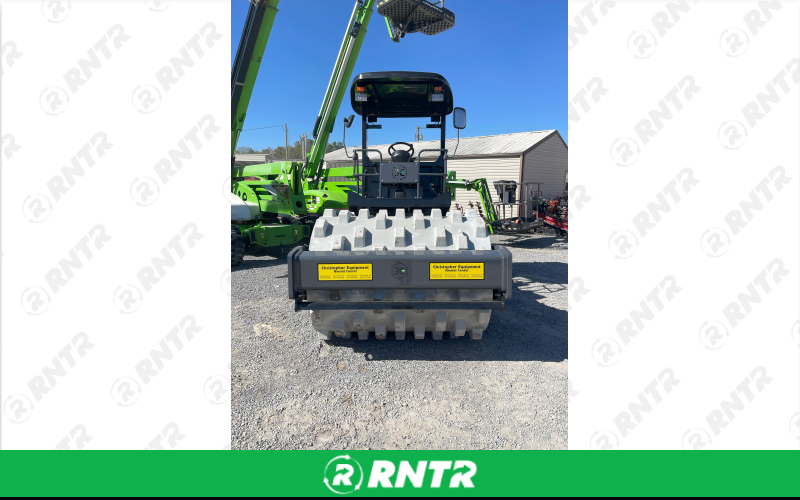 Generic ROLLER - 66 SINGLE DRUM SOIL PADFOOT – For rent in Shelbyville, Tennessee – Christopher Equipment | RNTR.com – Image 2 of 3