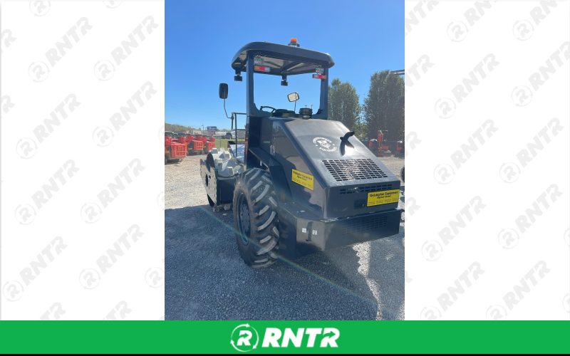 Generic ROLLER - 66 SINGLE DRUM SOIL PADFOOT – For rent in Shelbyville, Tennessee – Christopher Equipment | RNTR.com – Image 3 of 3