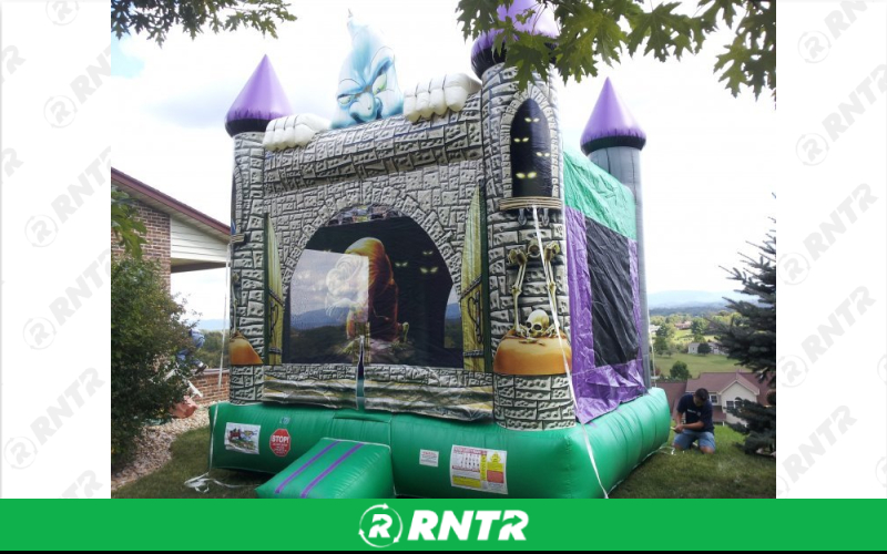 Generic Scary Castle – For rent in ruckersville, virginia – SuperFun Attractions | RNTR.com – Image 1