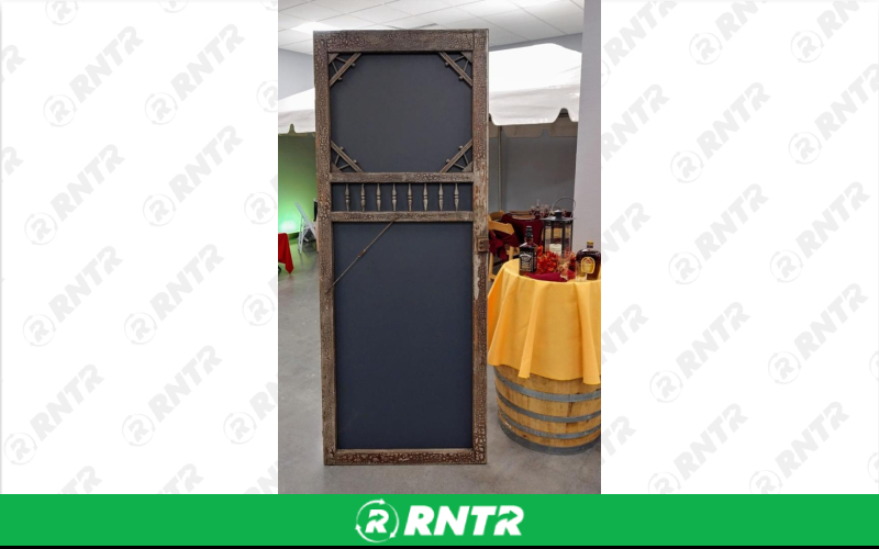 Generic SCREEN DOOR CHALKBOARD – For rent in Lafayette, Indiana – Midwest Rentals Inc  | RNTR.com – Image 1