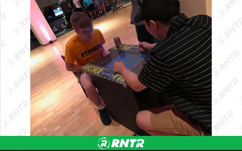 Generic Sit-Down Classic Arcade Game – For rent in spokane, washington – Entertainment Warehouse | RNTR.com – Image 1