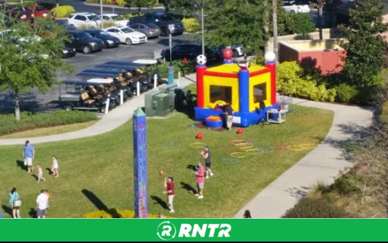Generic Sports Bounce House – For rent in ruckersville, virginia – SuperFun Attractions | RNTR.com – Image 1