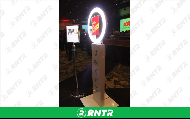 Generic The Pearl Photo Booth – For rent in spokane, washington – Entertainment Warehouse | RNTR.com – Image 1
