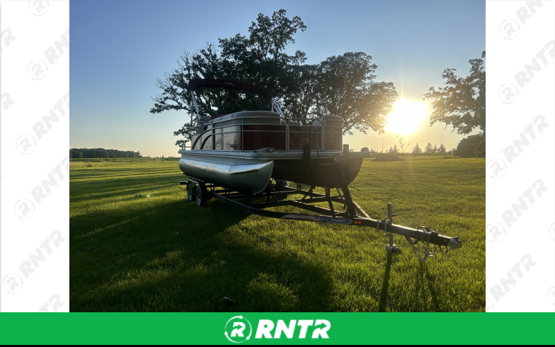 bennington bennington pontoon – For rent in Alexandria, Minnesota – County line rentals | RNTR.com – Image 1