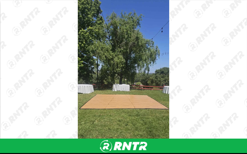 First Dance Maple Dance Floor - 3' x 3' Panel – For rent in rocklin, california – First Dance Dance Floors | RNTR.com – Image 1