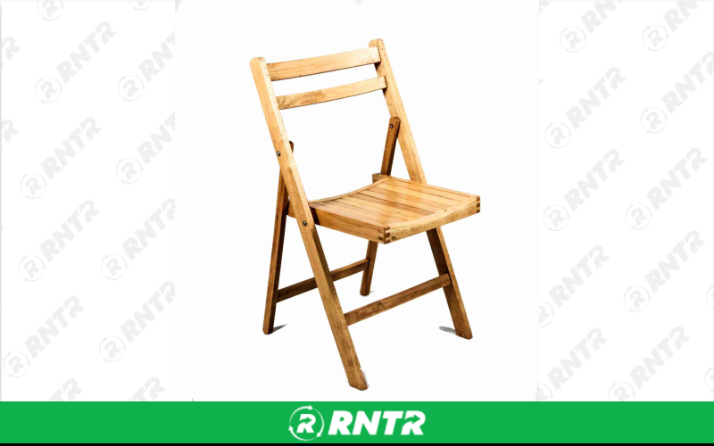 Generic Pine Wood Folding Chair – For rent in Portland, Oregon – Peter Corvallis Productions | RNTR.com – Image 1